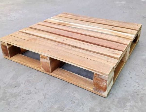 Pallet gỗ được sử dụng phổ biến trong lĩnh vực sản xuất và nhập khẩu